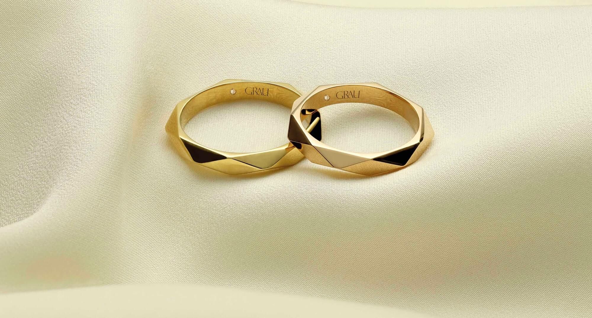 Alianzas de boda de oro Grau